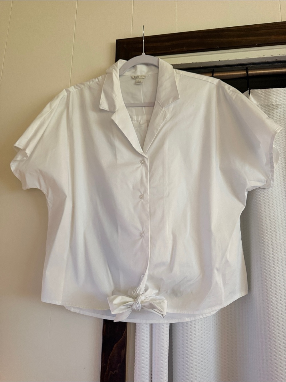 Cato White Short Sleeve Button-Front Tie-Hem Shirt